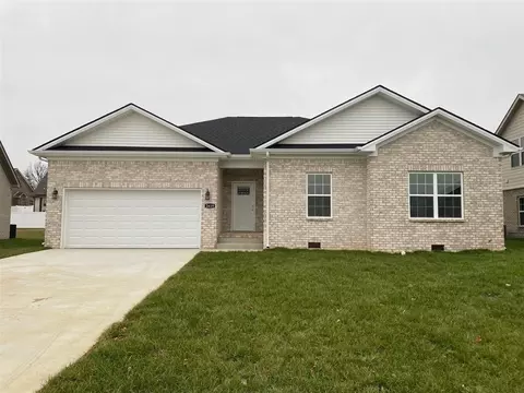 2619 Carter Farm Rd, Bowling Green, KY 42103