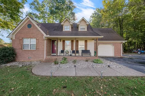 333 Marcrum Ln, Scottsville, KY 42164