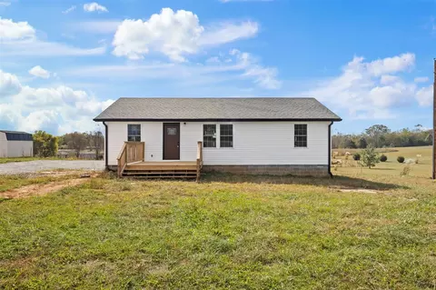 3 Barbee Ln, Smiths Grove, KY 42171