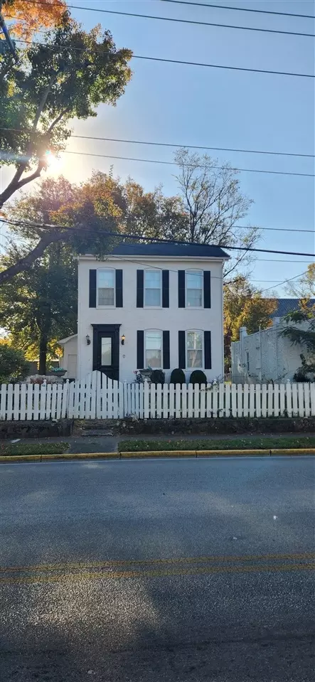 516 Chestnut St, Bowling Green, KY 42101