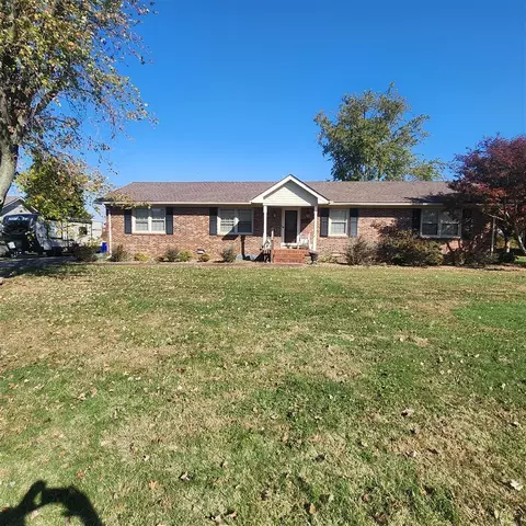 526 Meadowlawn Dr, Franklin, KY 42134