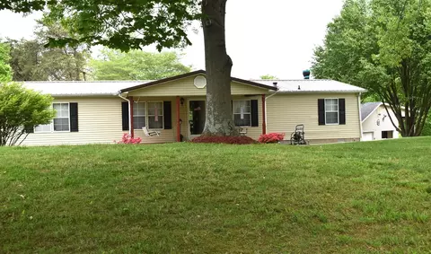 508 Bob Lewis Rd, Glasgow, KY 42141