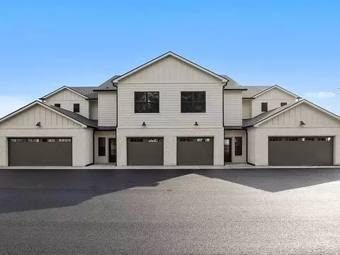 512 Unit 311 Old Lovers Ln, Bowling Green, KY 42103
