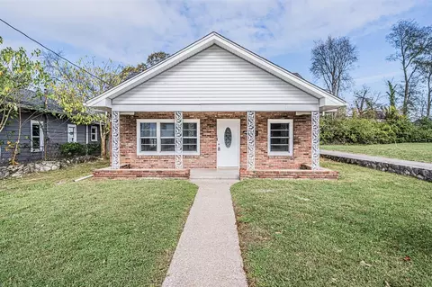 1311 Nutwood St, Bowling Green, KY 42101