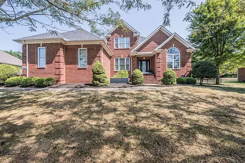 820 Mandarin Ave, Bowling Green, KY 42104