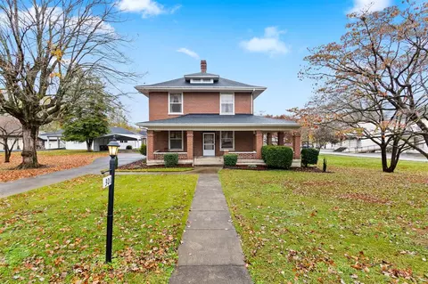 301 W Main St, Scottsville, KY 42164