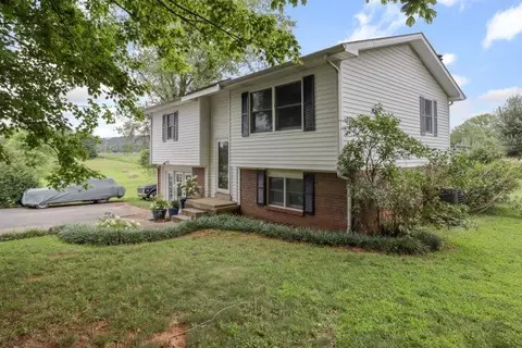 844 Witt Rd, Bowling Green, KY 42101
