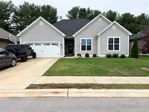 2843 Winstar Ave, Bowling Green, KY 42101