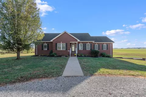 917 Mary Adams Rd, Franklin, KY 42134