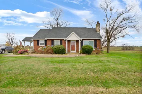 665 Freeport Rd, Oakland, KY 42159
