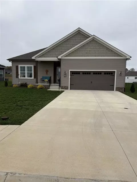 327 Claiborne Cir, Franklin, KY 42134