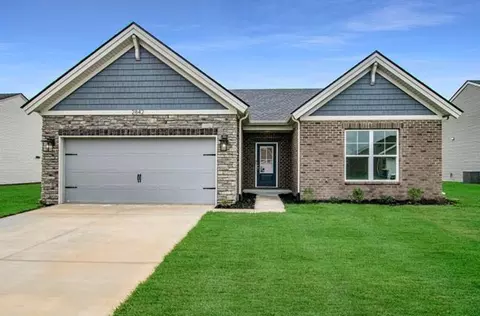 2842 Brahman Cir, Bowling Green, KY 42104