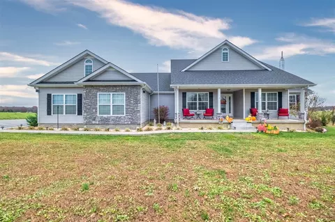 4756 Morgantown Rd, Russellville, KY 42276