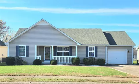 360 Turkey Run Dr, Bowling Green, KY 42101