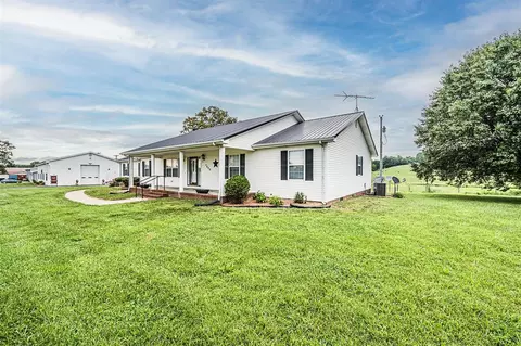7620 Edmonton Rd, Glasgow, KY 42141