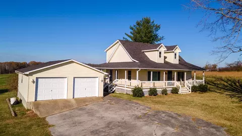 9105 Watermelon Rd, Adairville, KY 42202