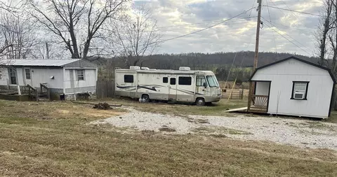 5585 Richardsville Rd, Richardsville, KY 42101