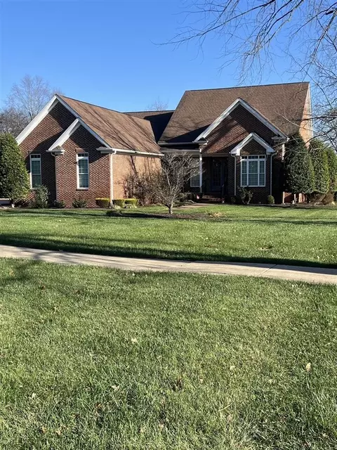 541 Covington Grove Blvd, Bowling Green, KY 42104
