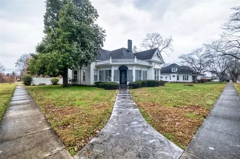 560 S Winter St, Russellville, KY 42276