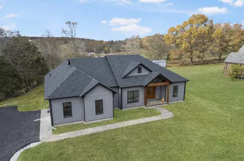 128 Wildcat Ln, Russellville, KY 42276