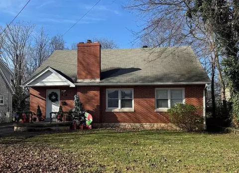 817 Cabell Dr, Bowling Green, KY 42101