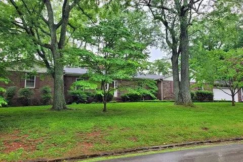 670 Widener Cir, Franklin, KY 42134