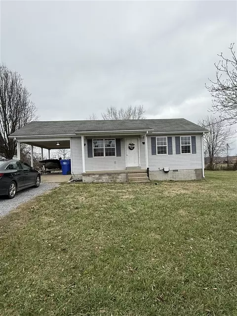 35 Ashley Ln, Scottsville, KY 42164