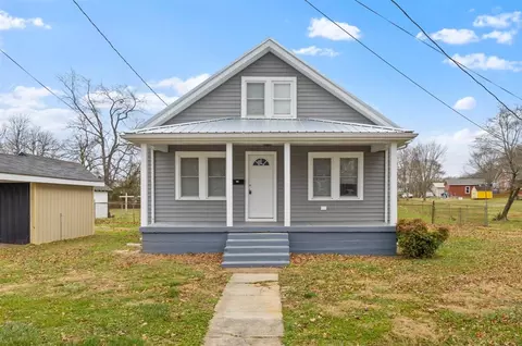 209 Green St, Horse Cave, KY 42749