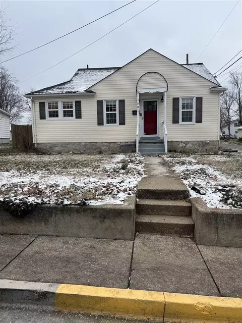 1501 Nutwood St, Bowling Green, KY 42104
