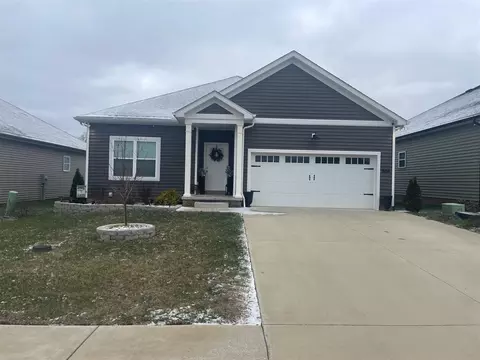 854 Poplar Log Dr, Bowling Green, KY 42101