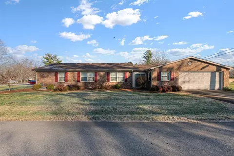 752 Richland Dr, Bowling Green, KY 42103