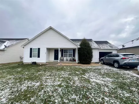 339 White Dogwood Dr, Bowling Green, KY 42101