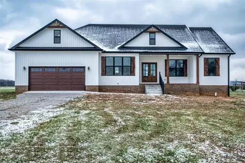 1492 Taylor Barrow Rd, Auburn, KY 42206