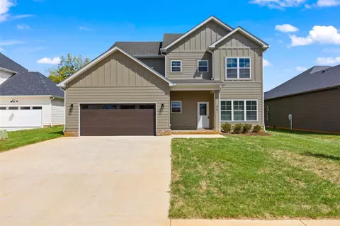 325 Olympia Ct, Bowling Green, KY 42103