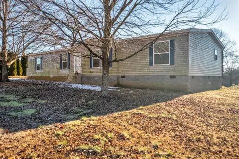 315 Locust Grove Rd, Russellville, KY 42276
