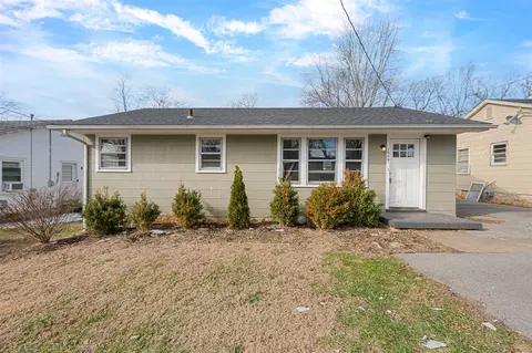 1545 Virginia Dr, Bowling Green, KY 42101
