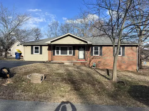 504 Crescent Ln, Russellville, KY 42276