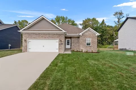 608 Pleasant Meadow Ln, Bowling Green, KY 42101