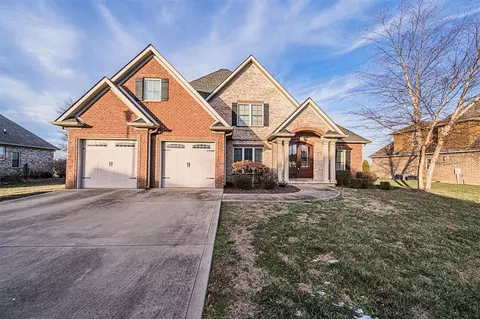3386 S Glen Gables Blvd, Bowling Green, KY 42101