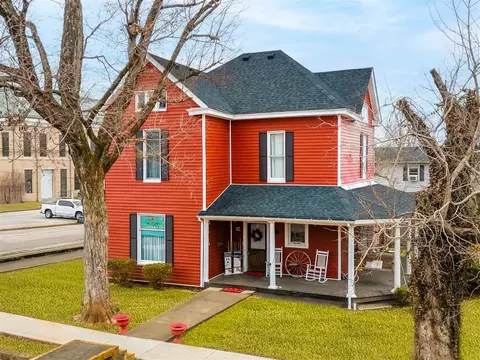 292 W 5th St, Russellville, KY 42276