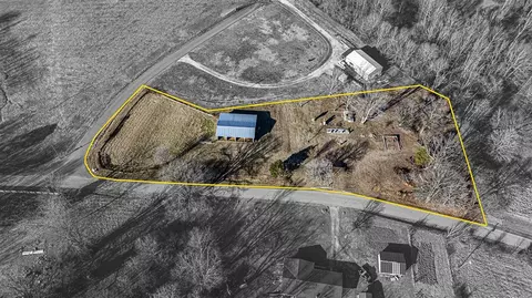 2248 Three Forks Rd, Smiths Grove, KY 42171