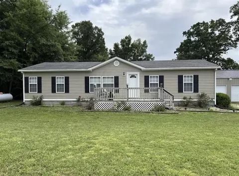 1059 Dexterville Gilstrap Rd, Morgantown, KY 42261