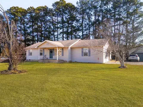 10174 South Rd, Cadiz, KY 42211