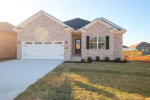 986 County House Ln, Bowling Green, KY 42103