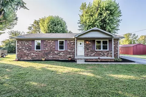 232 Rondal Dr, Bowling Green, KY 42104