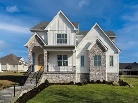 746 Village Way, Bowling Green, KY 42103