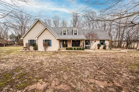1314 Holland Brothers Rd, Woodburn, KY 42170