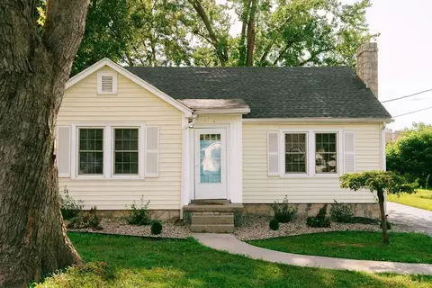 218 Riverwood Ave, Bowling Green, KY 42103