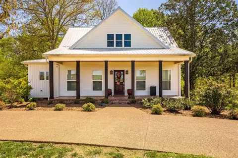 549 Sam Mason Rd, Adairville, KY 42202