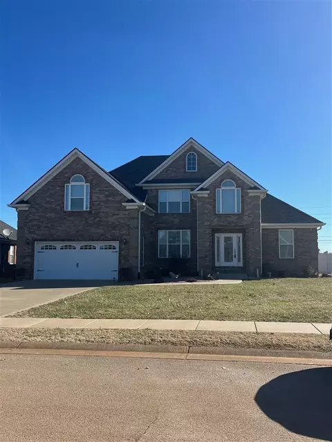 424 Rodeo Ln, Bowling Green, KY 42101